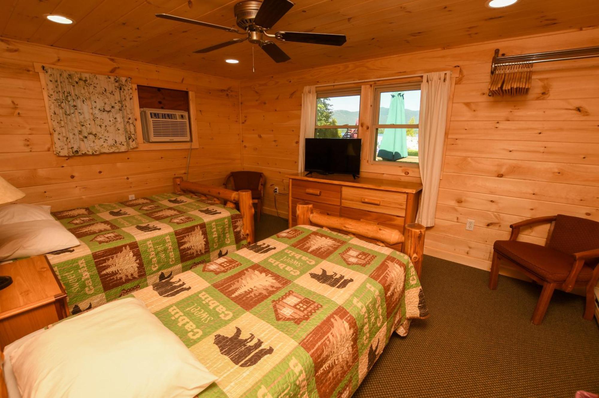 Lake George Diamond Cove Cottages, Cabins, & Hotel 외부 사진